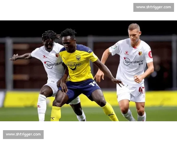 巴黎圣曼对阵圣埃蒂安强强对话看点全解析法甲焦点战胜负走向深度前瞻