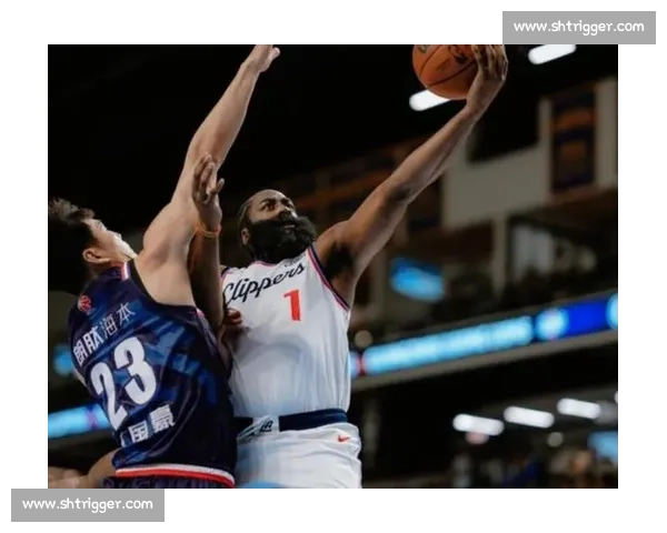 火箭大战雷霆哈登狂砍46分统治全场带队取胜书写季后赛级别巅峰一夜